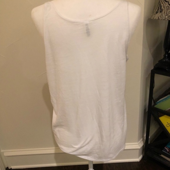 Bella Saturday in the South tank in red and white - Picture 3 of 4